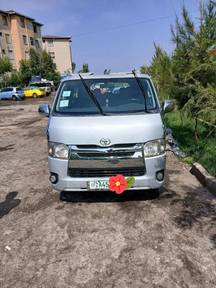 Toyota Abadula 2007 Manual Diesel – photo 4
