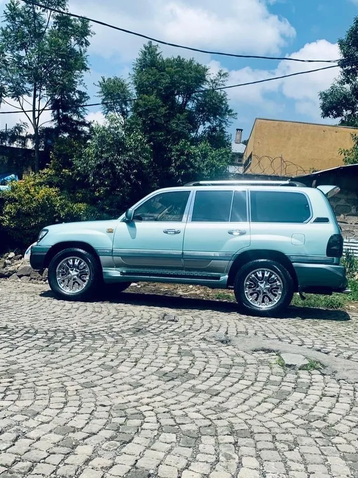 Toyota Land Cruiser 105 2006 – photo 4