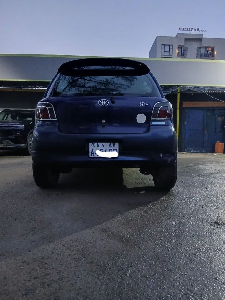 Toyota Vitz Automatic 2001 – photo 3