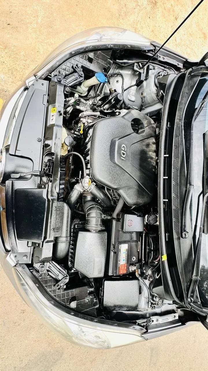 Hyundai Avante 2012 1.6L – photo 5