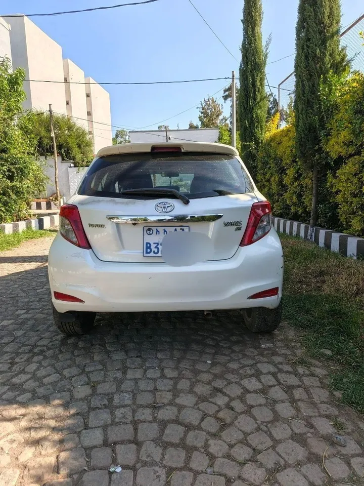 Toyota Yaris Joyla 2014 – photo 4