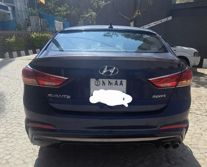 Hyundai Avante Sport 2017 – photo 9