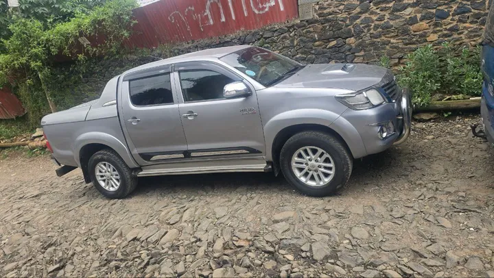 Toyota Hilux Double Cab 2015 – photo 4