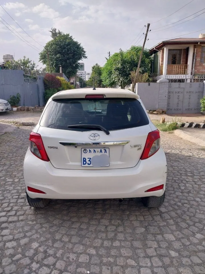 Toyota Yaris 2014 Automatic – photo 7