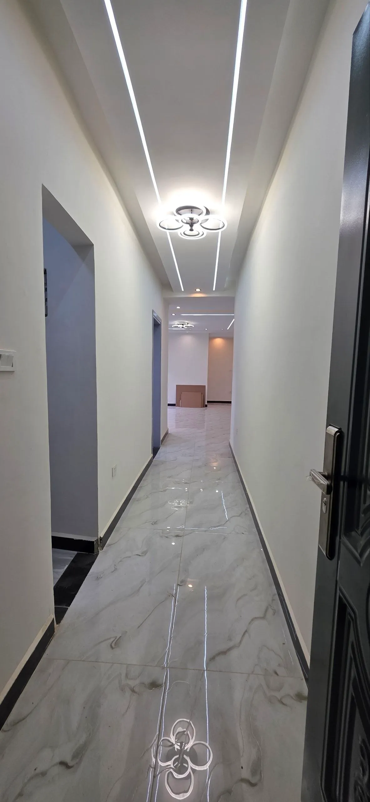 3 Bedroom 107 Sqm 12th Floor Condo – photo 3