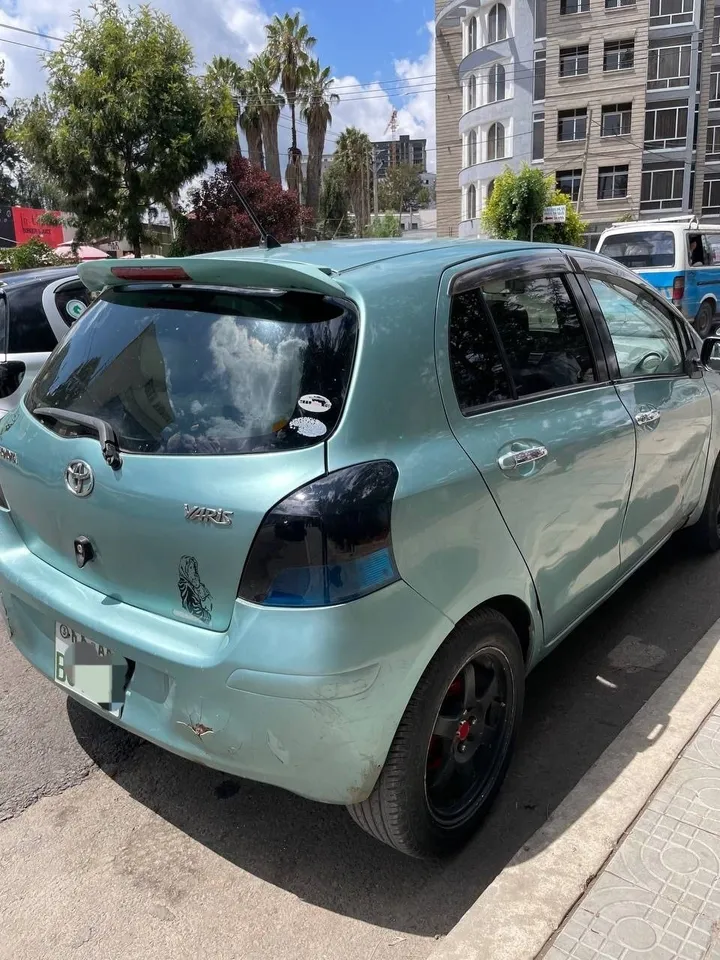 Toyota Yaris Compact 2007 – photo 7