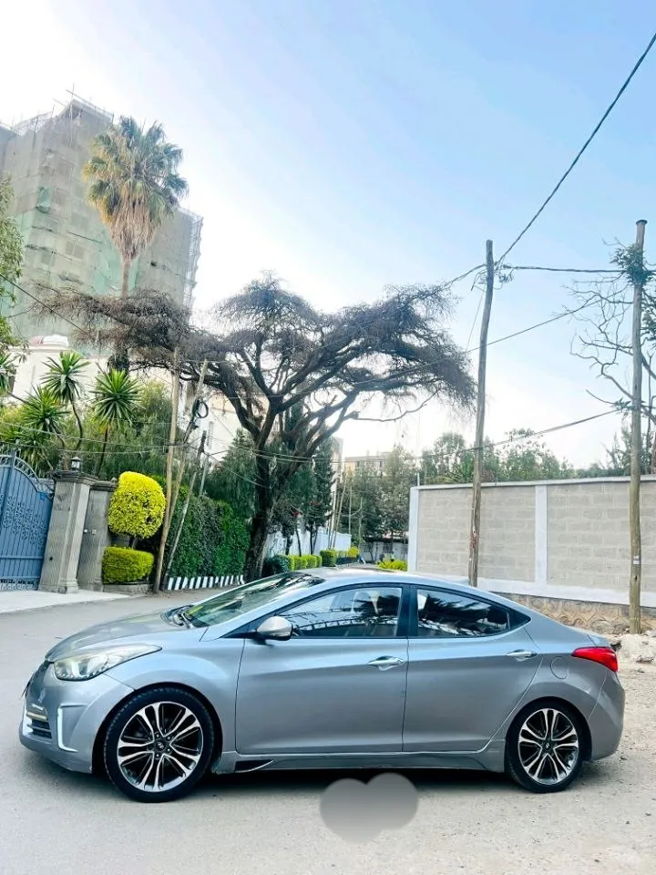 Hyundai Avante 2012 GDI Automatic – photo 5