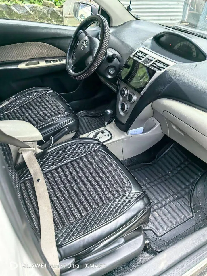 Toyota Yaris Belta 2010 – photo 3