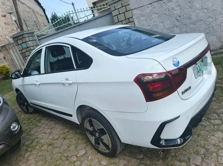 Dongfeng E70 Pro EV 2026 – photo 3