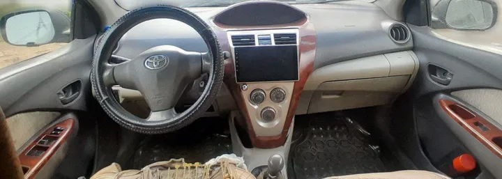 Toyota Yaris Sedan 2008 – photo 3