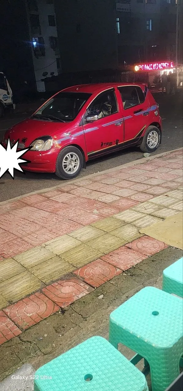 2000 Toyota Vitz Automatic – photo 3