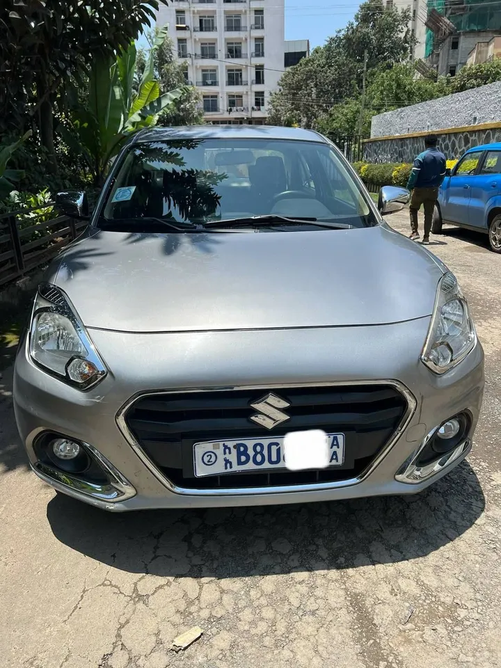 Suzuki Dzire 2021 Automatic – photo 4