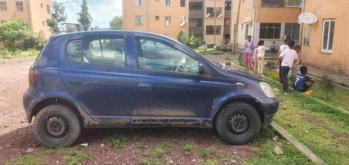 Toyota Vitz 1999 Automatic 1.0L – photo 3