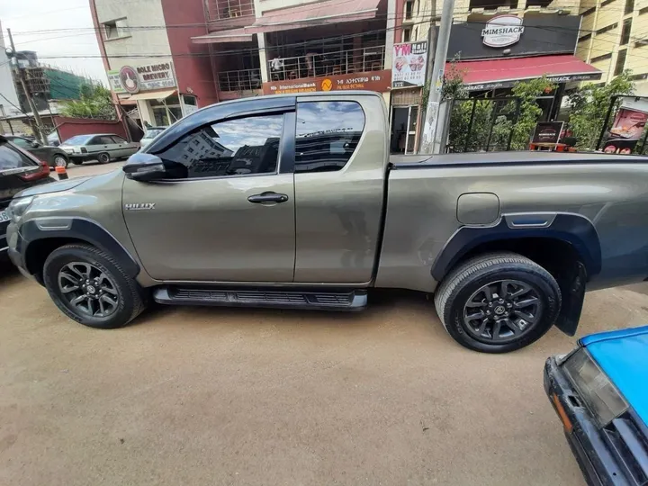 Toyota Invincible King Cab 2021 – photo 4