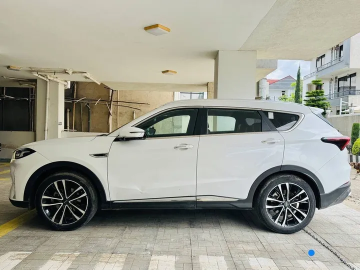 Jetour X70 Plus 2022 SUV – photo 3