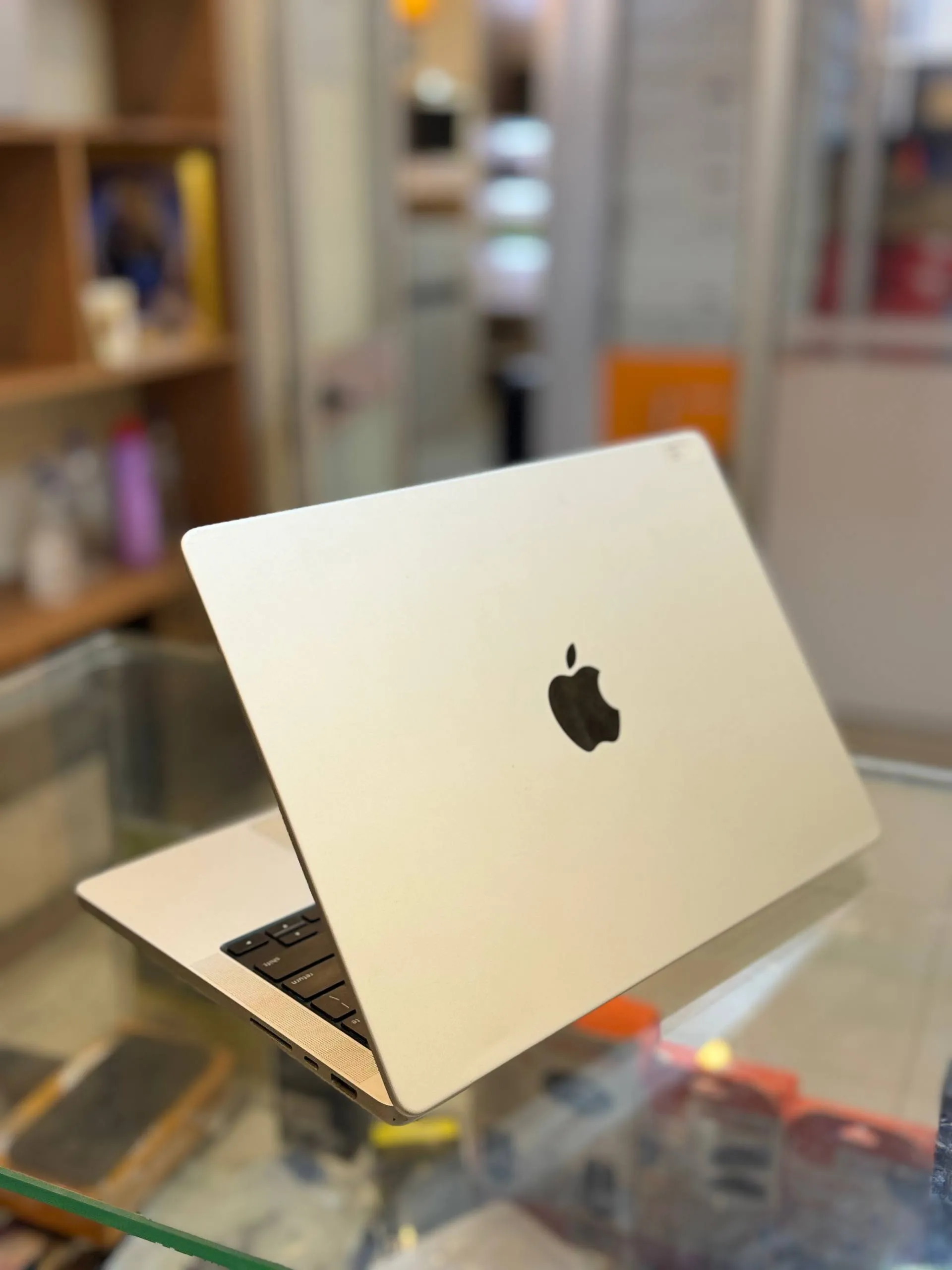 Apple MacBook Pro M1 Pro 14-inch 2021 – photo 4