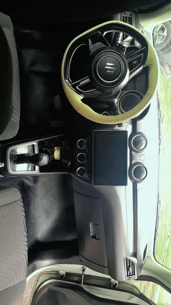 2022 Suzuki Swift Automatic – photo 8