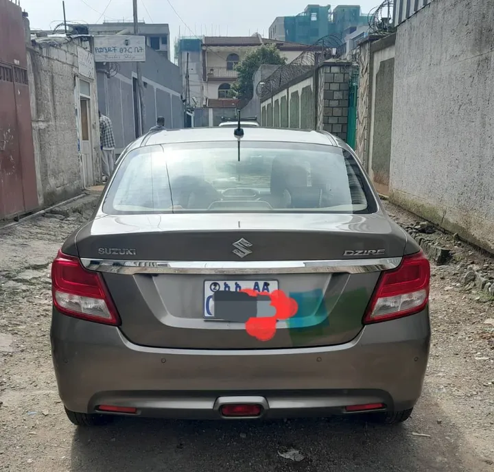 2022 Suzuki Dzire Grey – photo 4