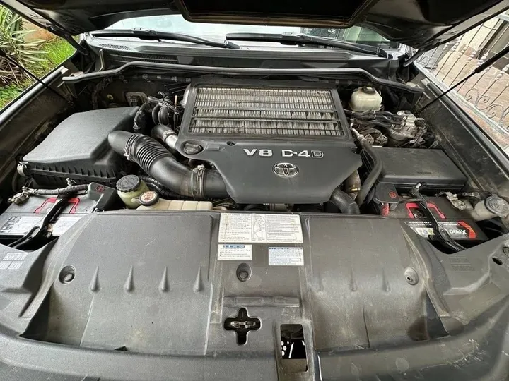 Toyota Landcruiser V8 VXR 2020 – photo 6