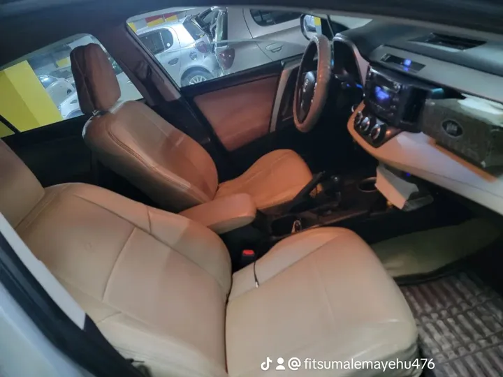 Toyota RAV4 2015 AWD – photo 6