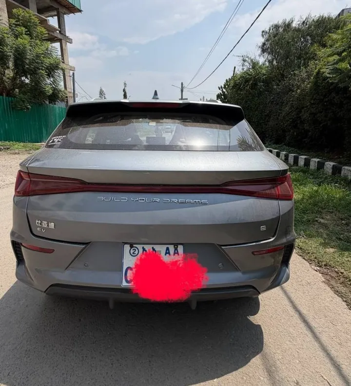 BYD E2 2025 Electric Automatic – photo 5