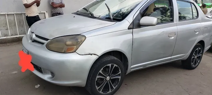 Toyota Platz 2005 Sedan – photo 7