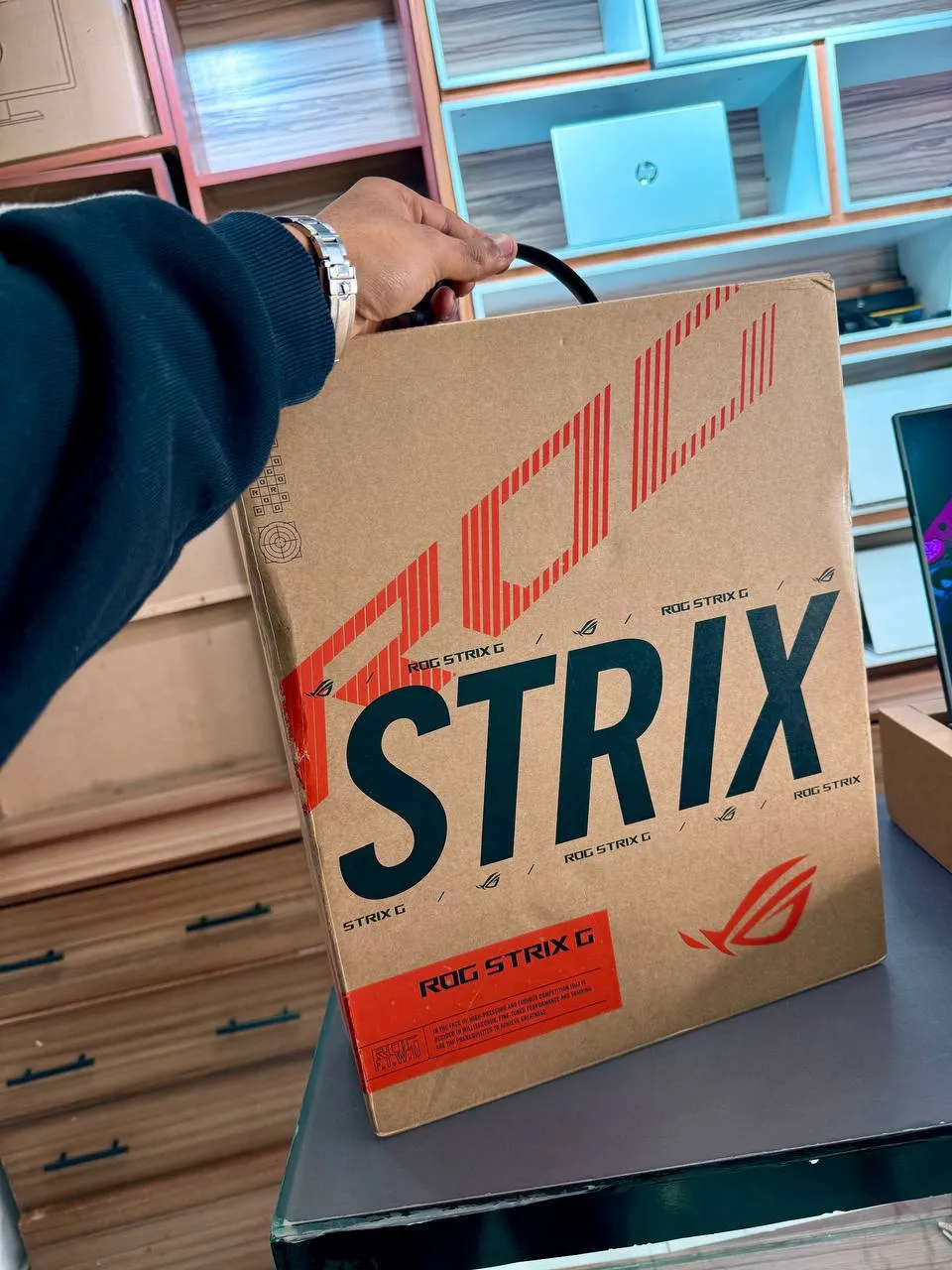 ASUS ROG Strix G16 i9 RTX 4060 – photo 6