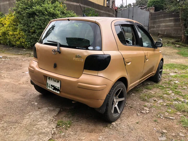 Toyota Vitz 2004 Automatic – photo 4