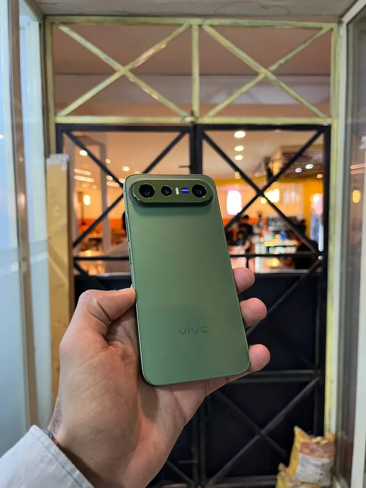 Vivo X300 FE 12GB 256GB – photo 3