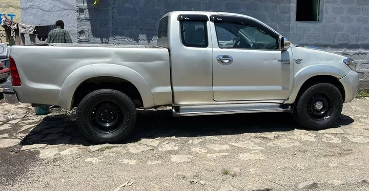 Toyota Hilux 2007 Pickup – photo 8