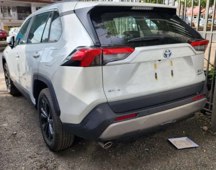 Brand New Toyota RAV4 Hybrid 2024 – photo 5