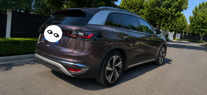 Volkswagen ID.6 Crozz-Pro EV 2022 – photo 4