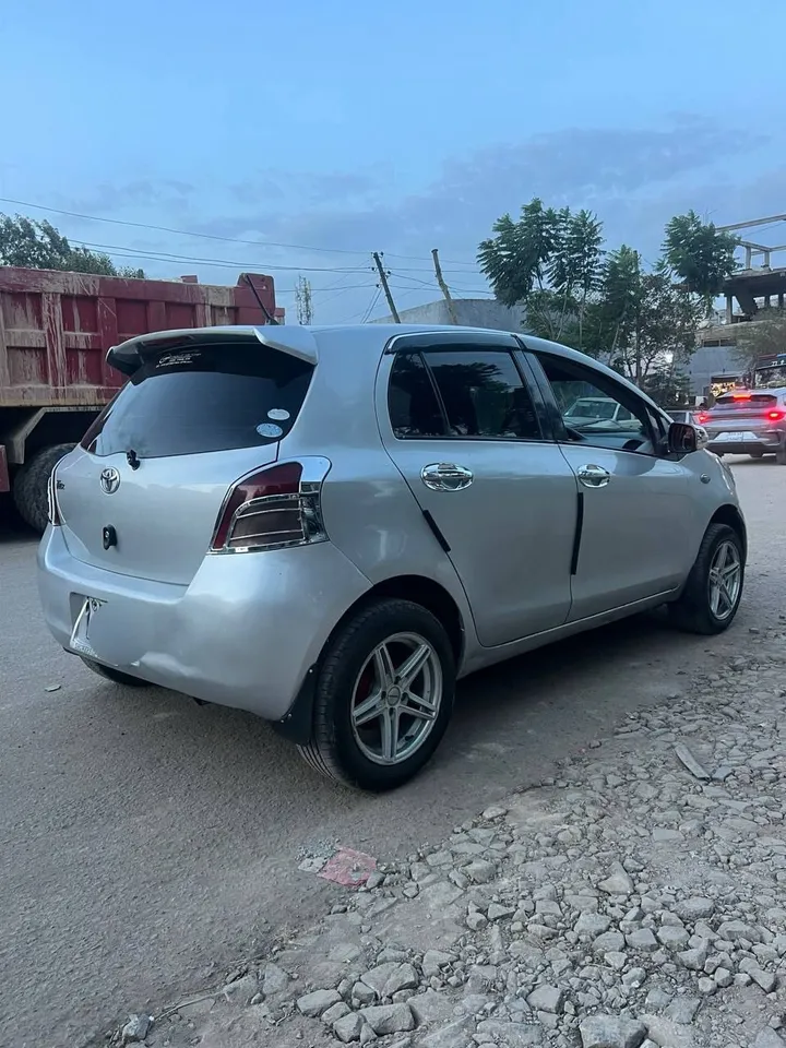 Toyota Compact 2007 Automatic 1000cc – photo 4
