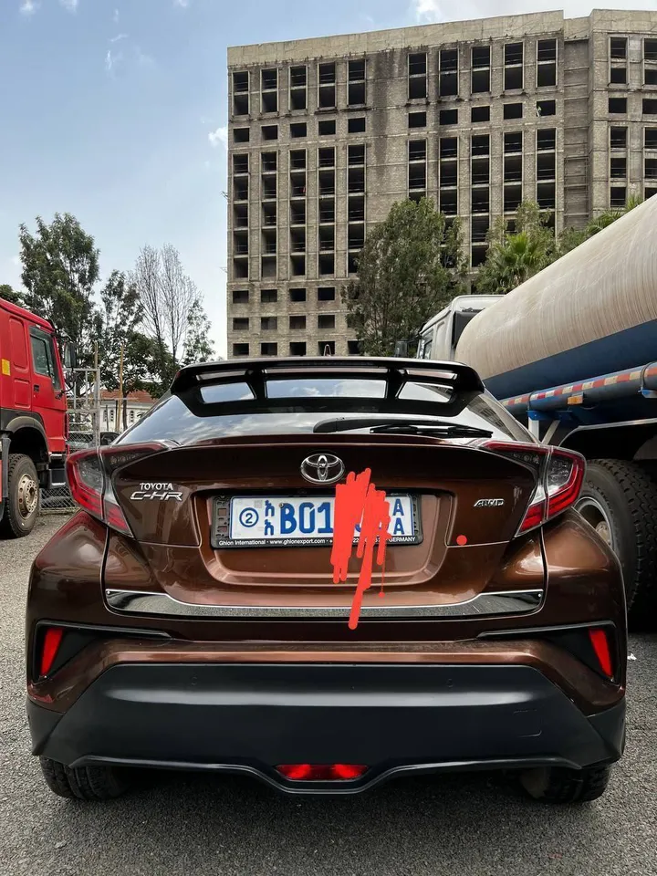 Toyota CHR 2017 Automatic – photo 4