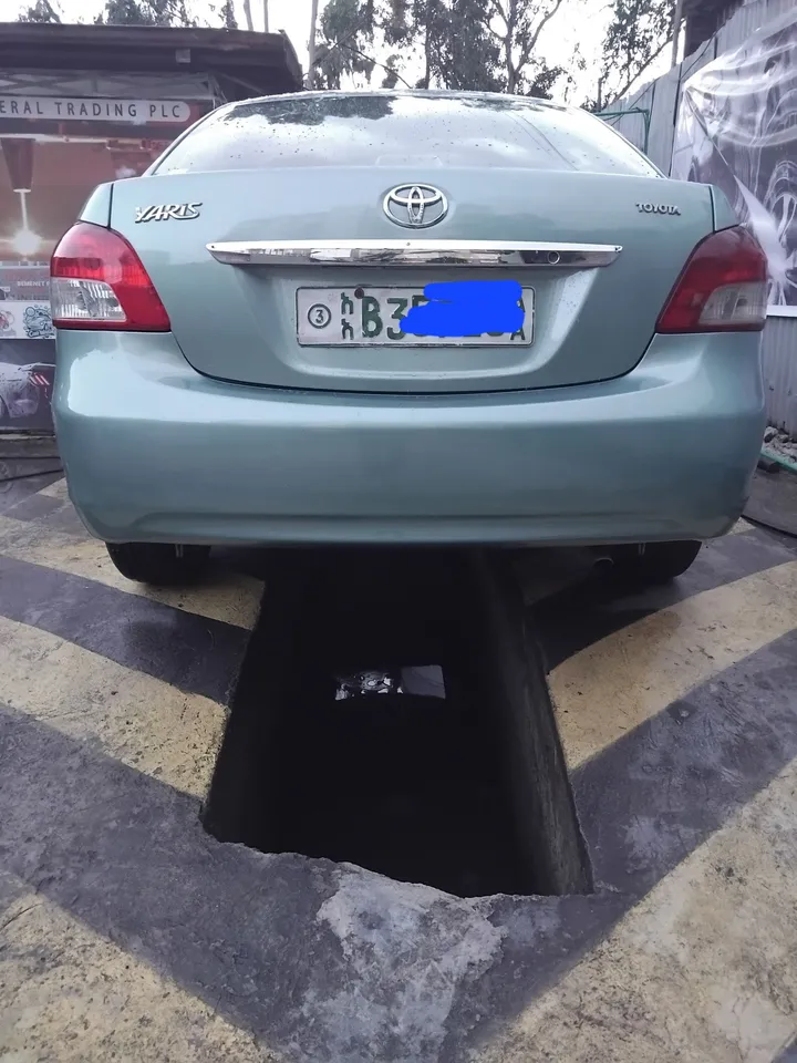 Toyota Belta 2005 – photo 4