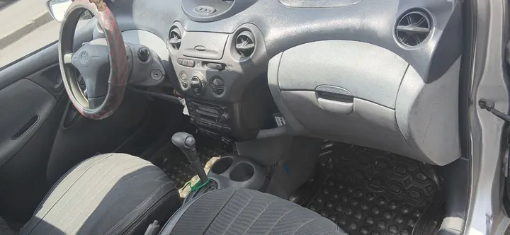 Toyota Vitz 2001 Automatic – photo 6
