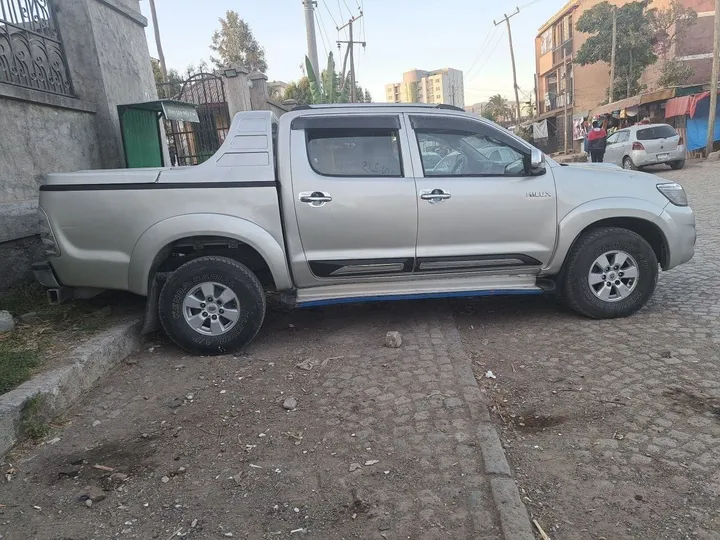 Toyota Vigo Double Cab 2009 – photo 4