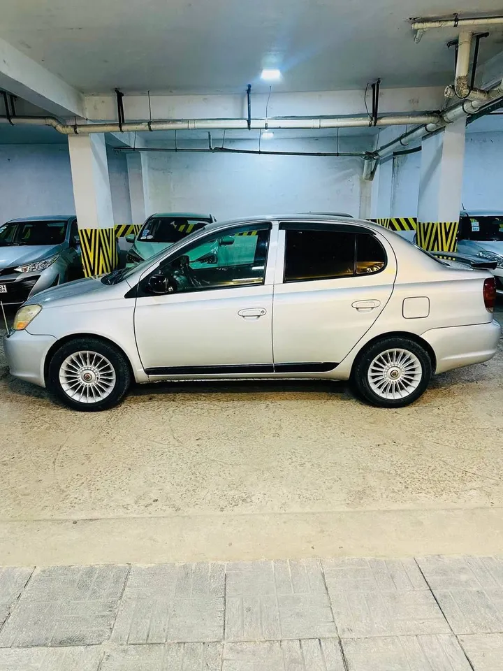 Toyota Platz 2005 Automatic – photo 8