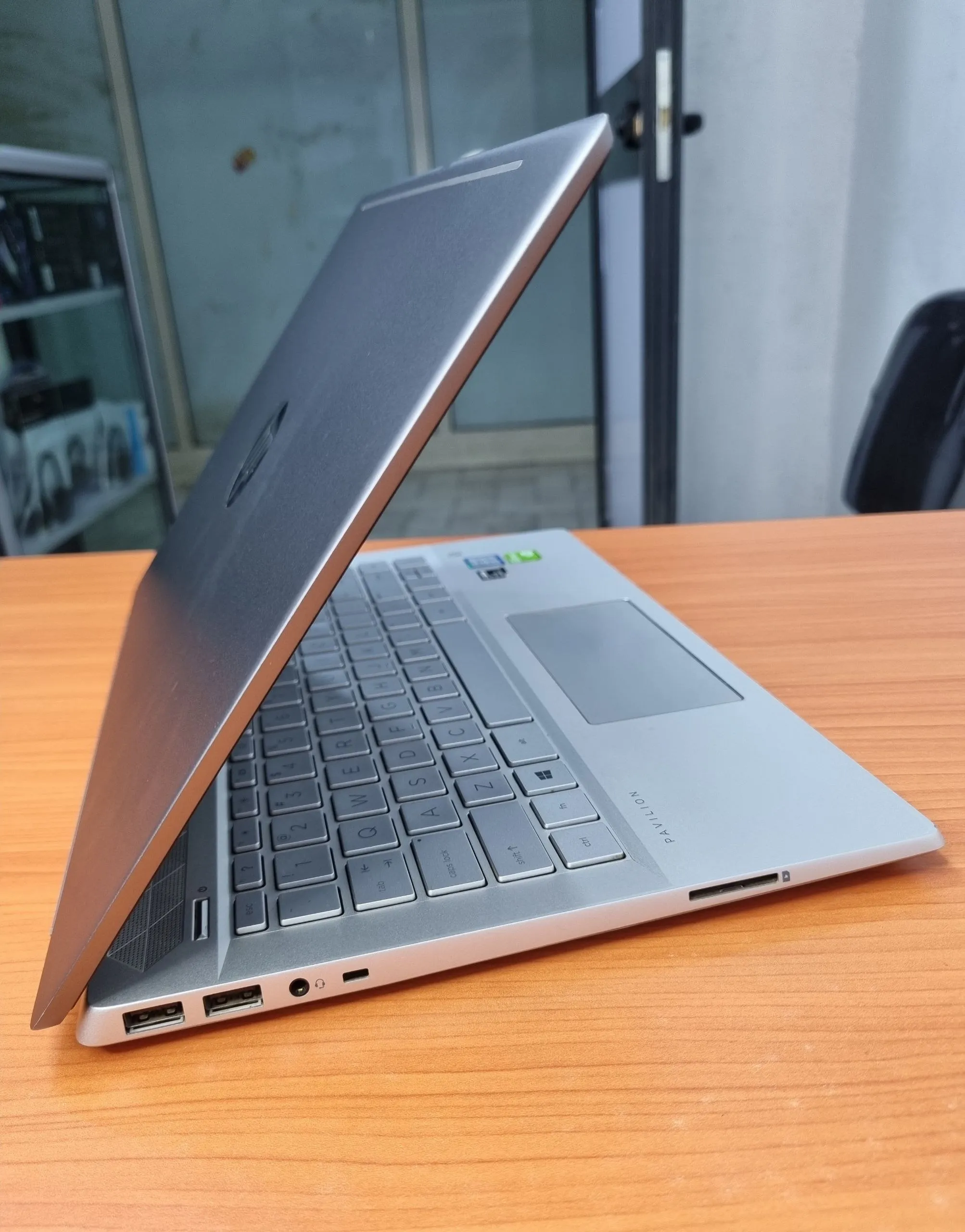 HP Pavilion i5 8GB 256GB Laptop – photo 4
