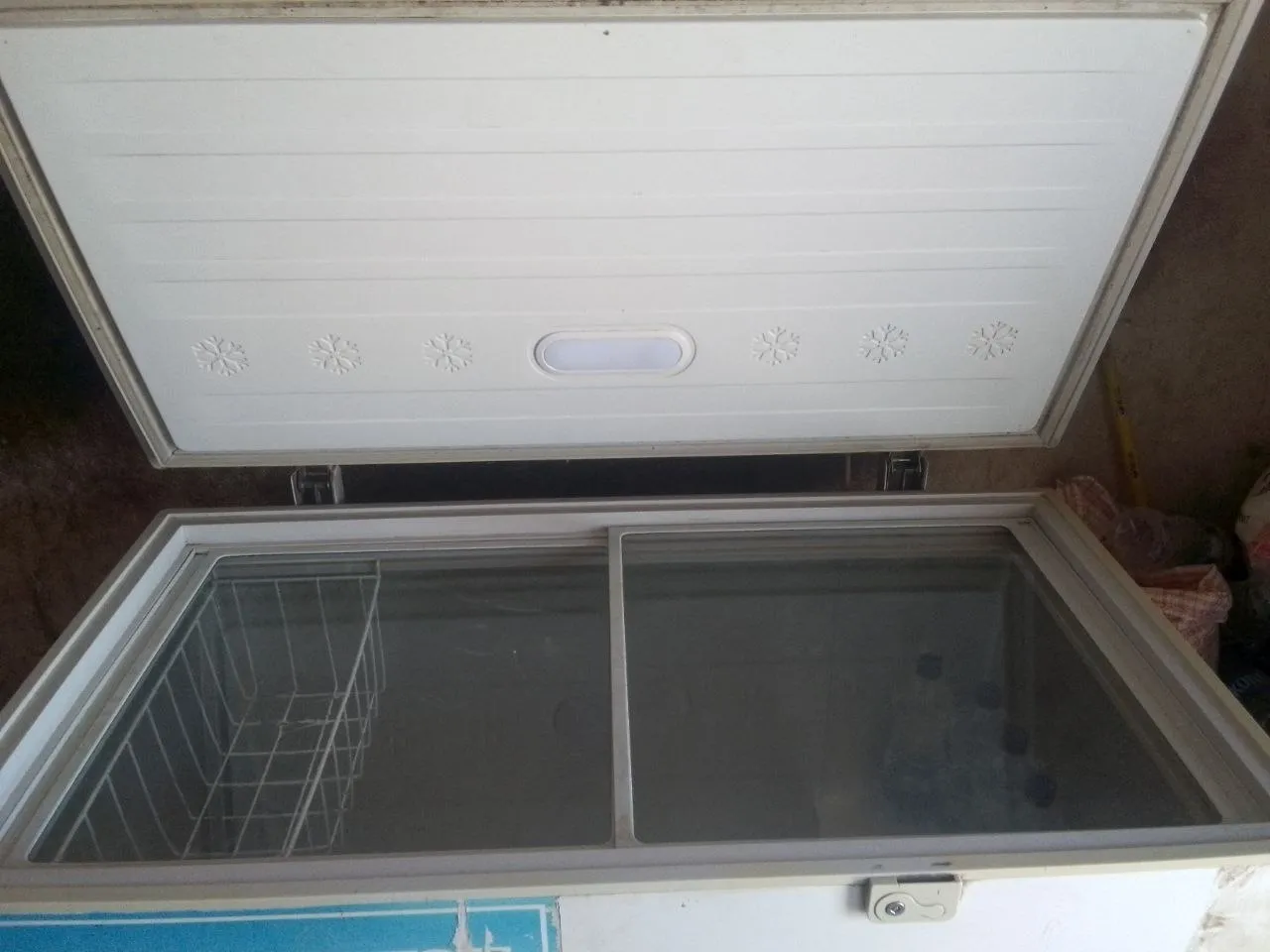 Crown 500 Liter Chest Freezer – photo 3