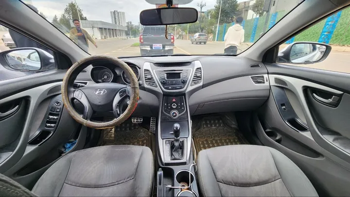 Hyundai Elantra 2015 Automatic – photo 8