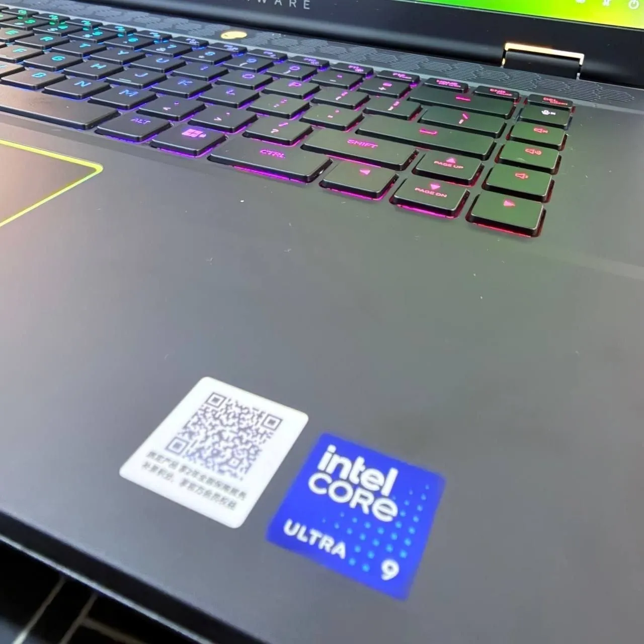 Alienware Ultra 9 Gaming Laptop – photo 5