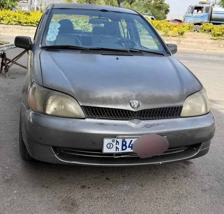 Toyota Platz 2001 Automatic – photo 5