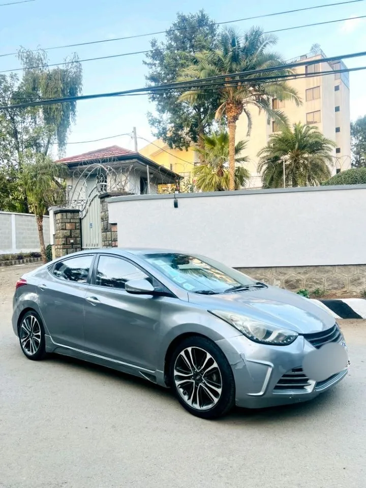 Hyundai Avante 2012 GDI Automatic – photo 7