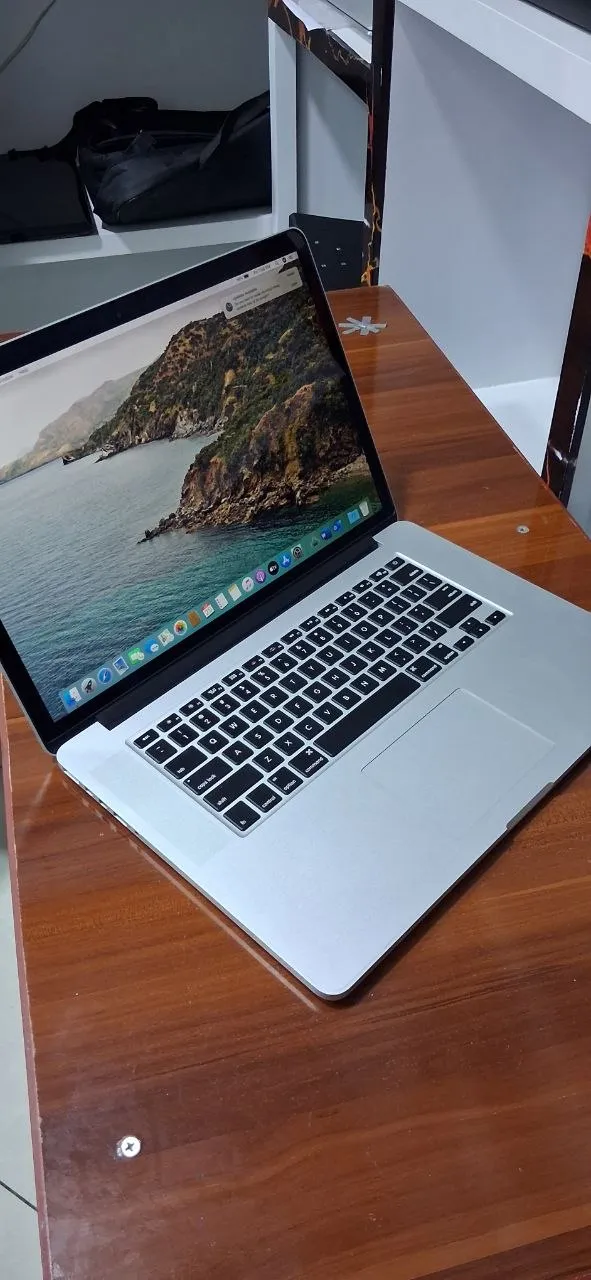 Apple MacBook Pro Mid 2014 – photo 3