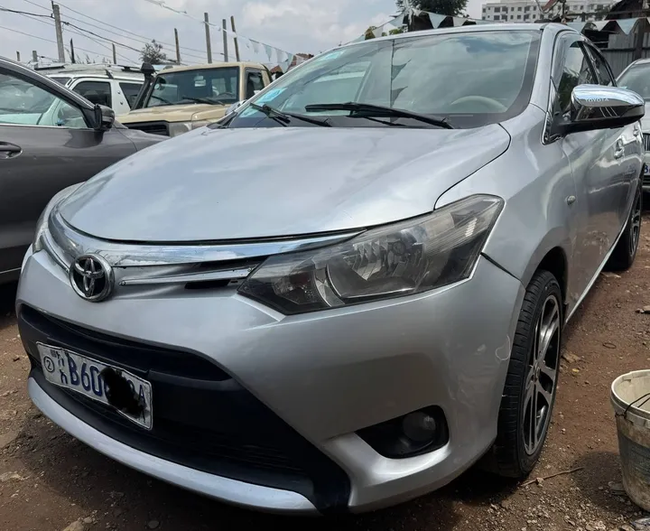 Toyota Corolla 2015 Automatic – photo 4