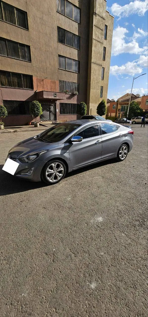 Hyundai Avanti 1.6 Automatic 2013 – photo 6