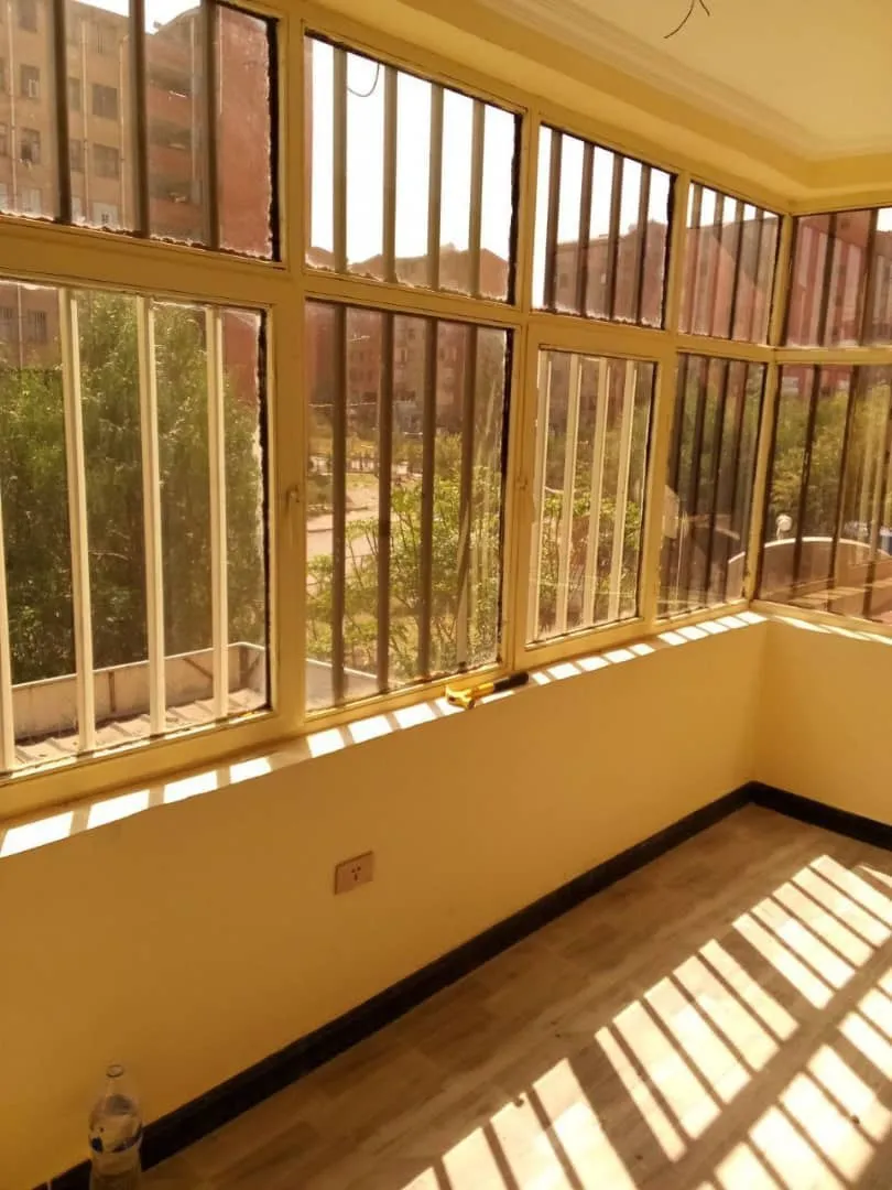 Two Bedroom Converted Shop Bole Arabsa – photo 7