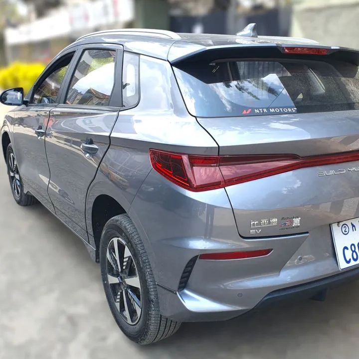 BYD e2 Luxury 2025 – photo 4