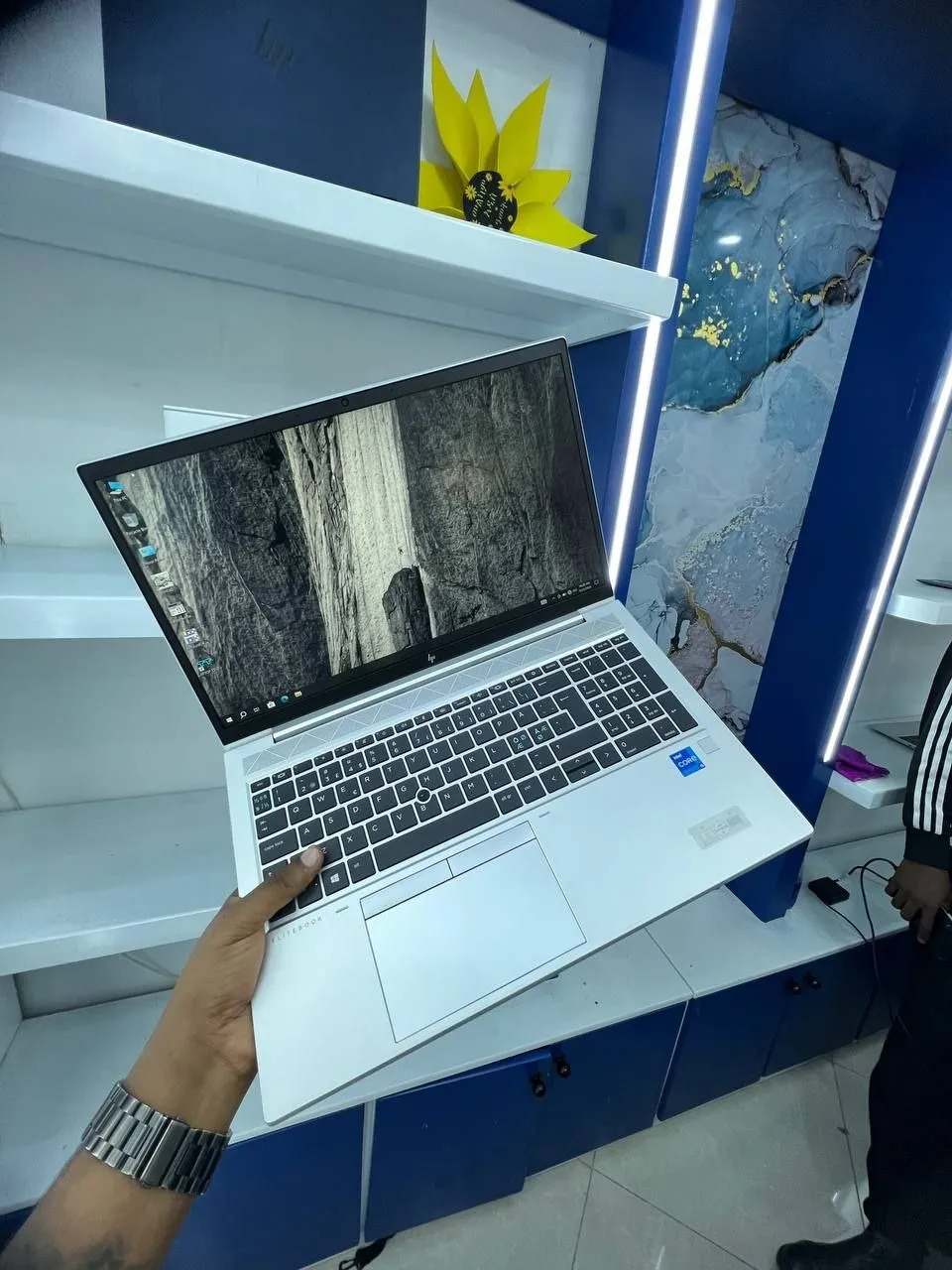 HP EliteBook 850 G8 i5 16GB 512GB – photo 8